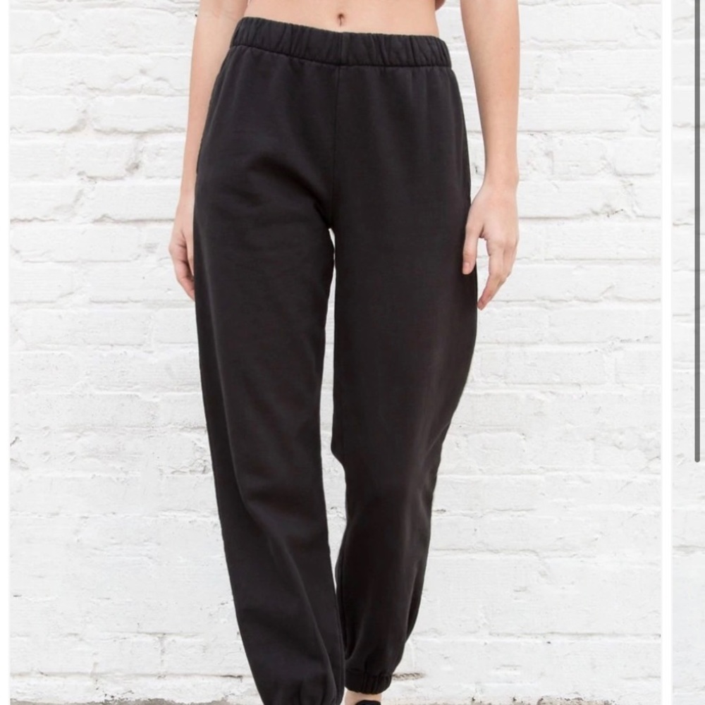 Black brandy Melville sweatpants